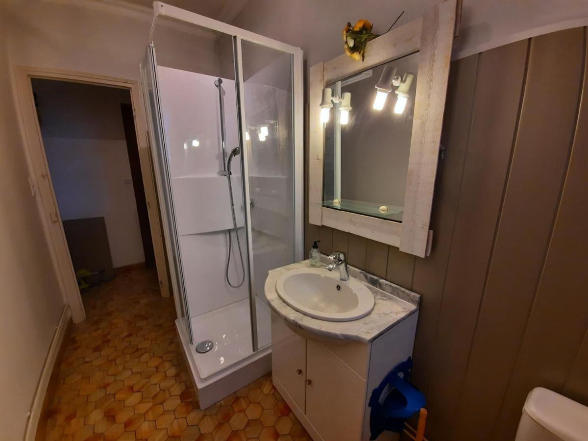 Joli Appartement Meuble ปาเรย์-เลอ-มนยาล ภายนอก รูปภาพ